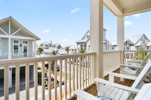 Shared King Balcony, 2nd Floor