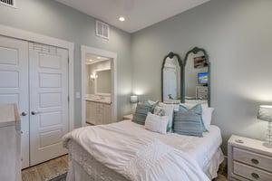 Queen Bedroom