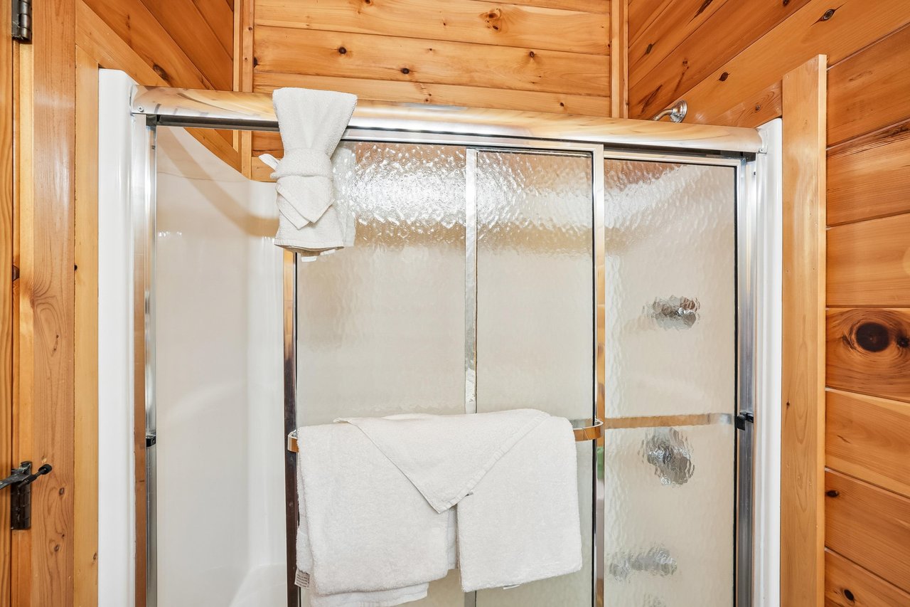 13Primary Bath