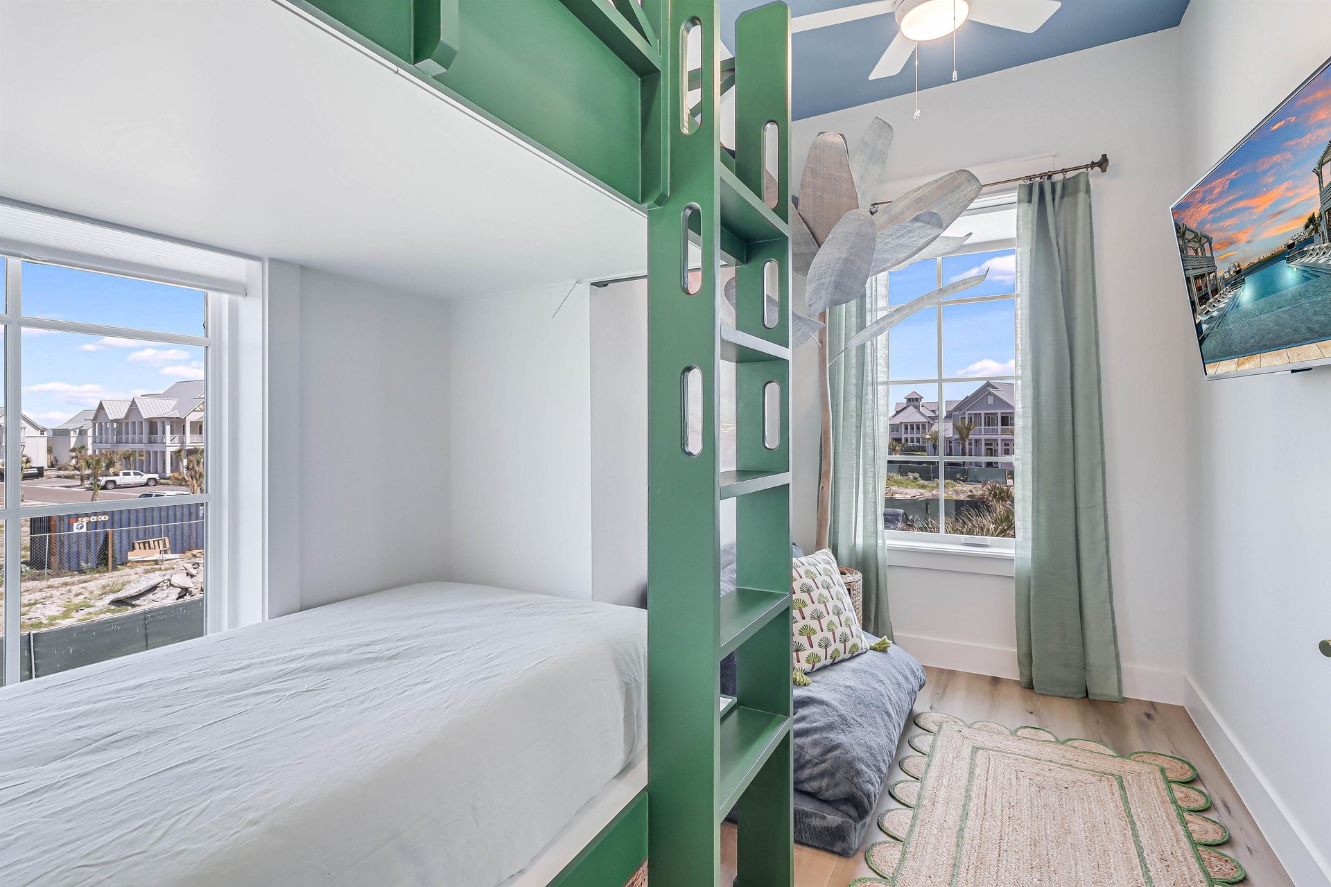 Bunk Bedroom, 2nd Floor