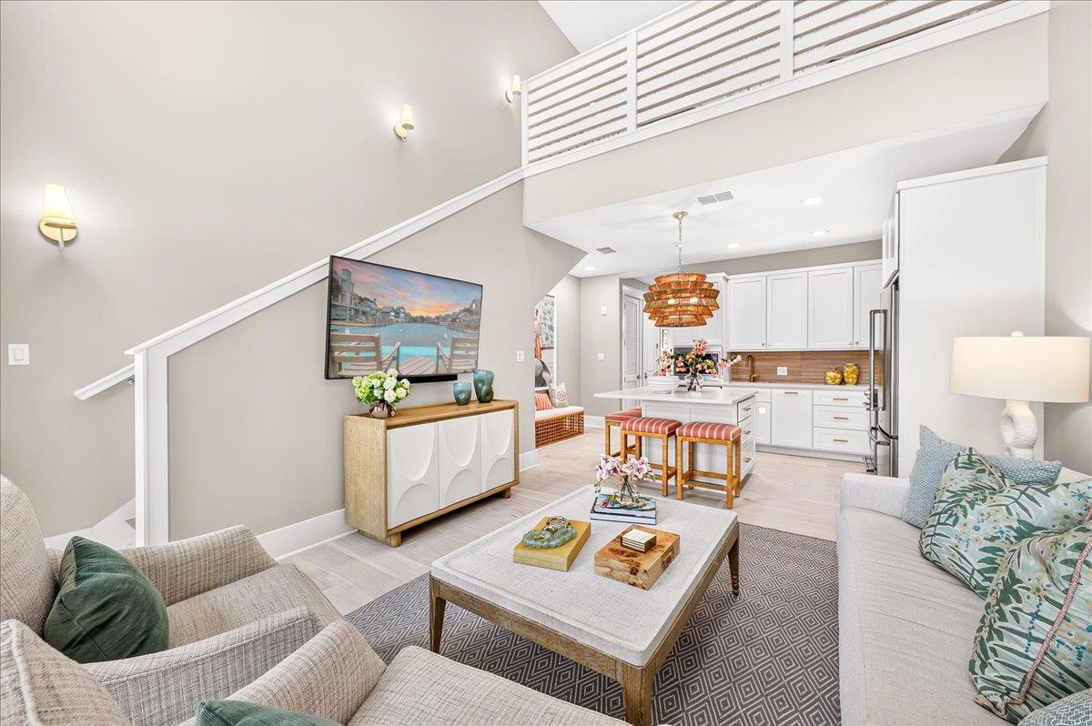 1st Floor, Living Room