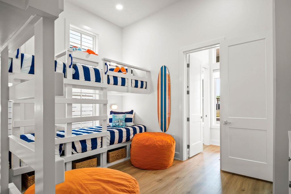 1st Floor, Bunk Bedroom
