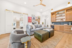 1st Floor, Living Room