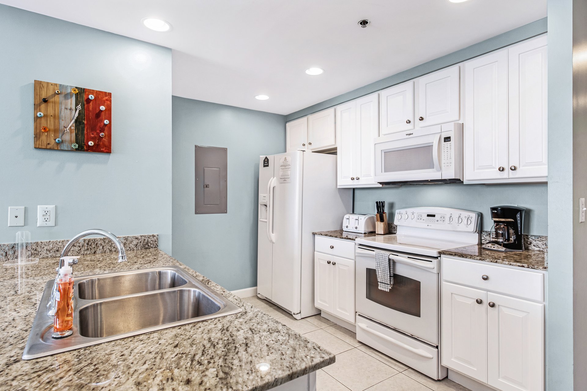 Splash Resort 701E 10