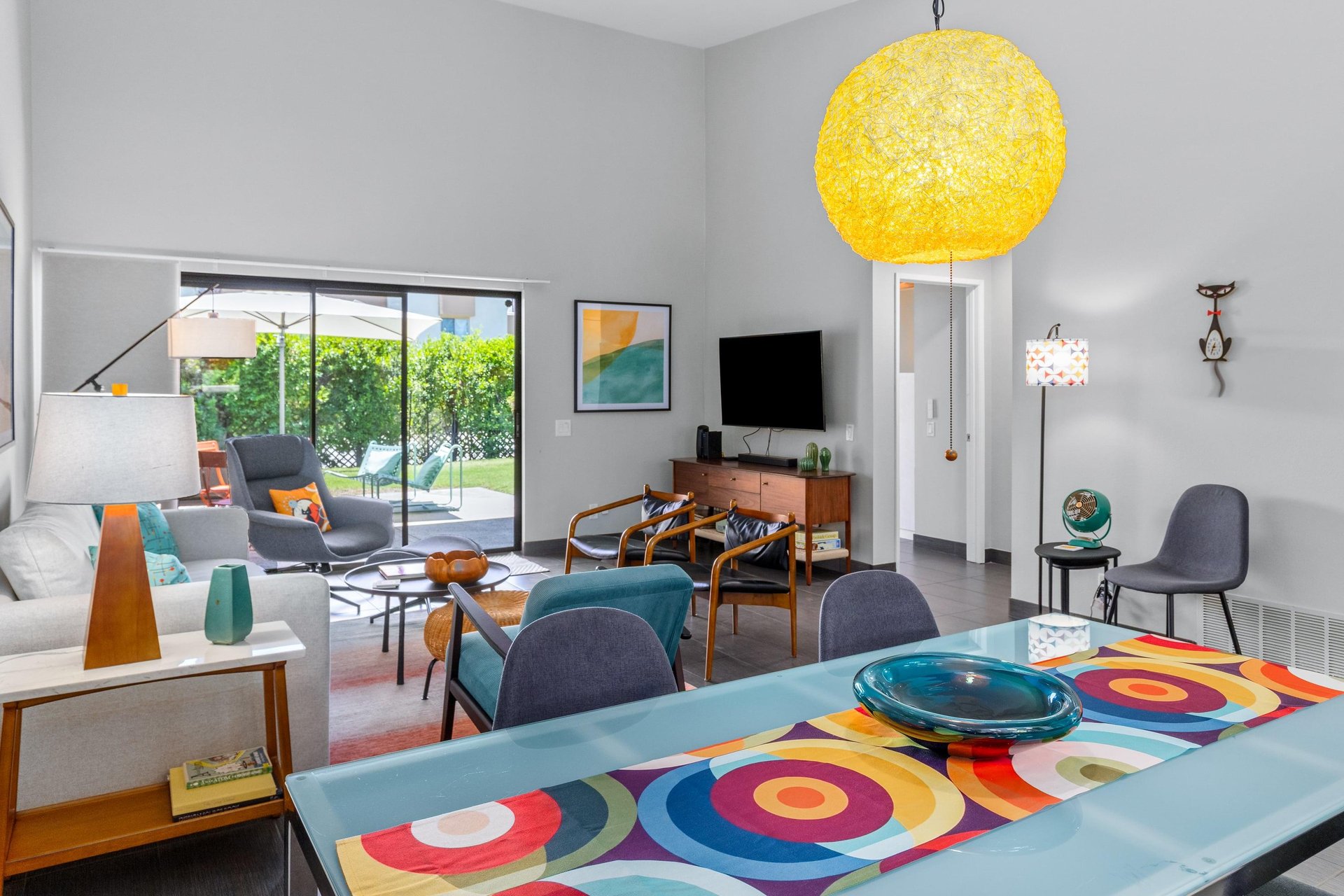 A cozy 2 bedroom, 2 bathroom condo in Palm Springs, CA with access to a pool, hot tub, tennis, and pickleball