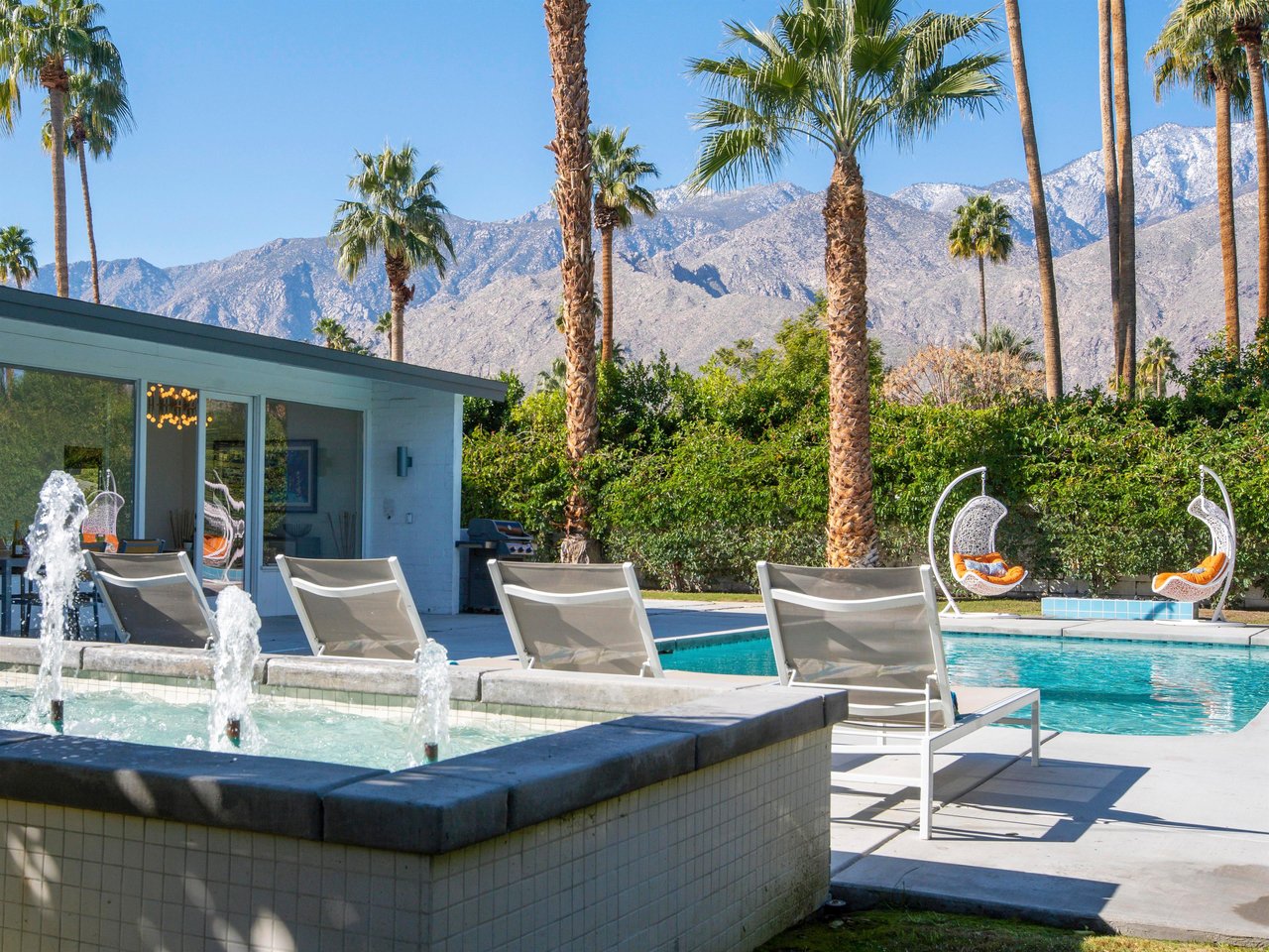 Jacuzzi Fountains
