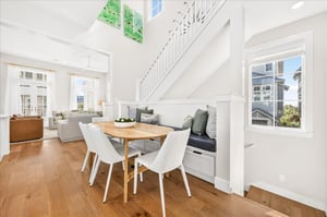 Breakfast Nook, 2nd Floor