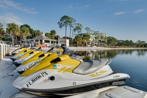 jetski_5631007.jpg