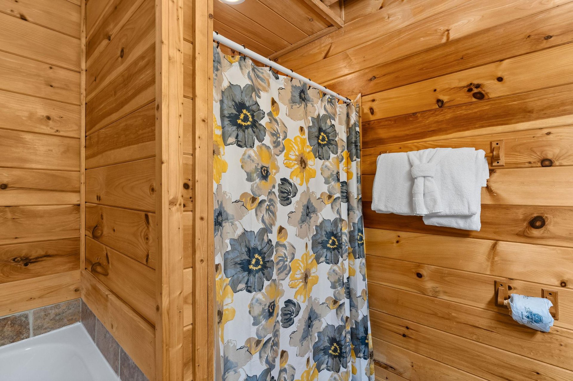ridgetoptheatrelodge15