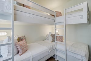 Bunk Bedroom, 2nd Floor