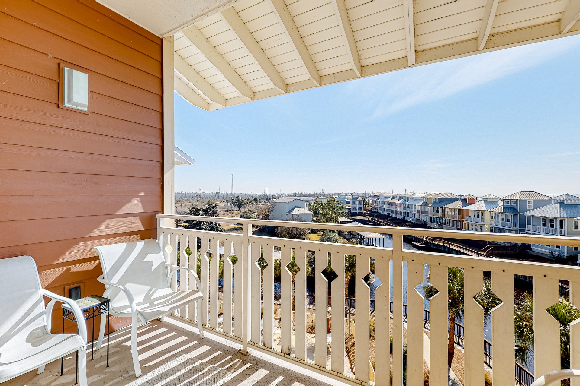 Waterside Village 404  Sea Dragon 24