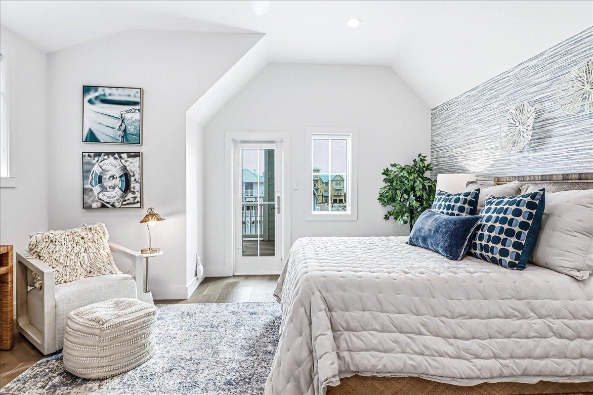 Queen Bedroom, 3rd Floor