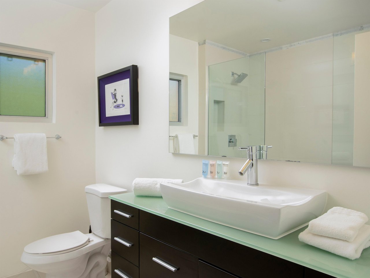 Bright Guest Bathroom