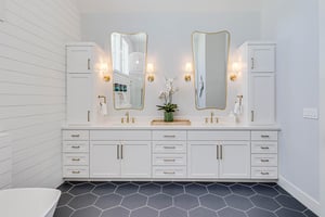 Primary King Bathroom, 3rd Floor