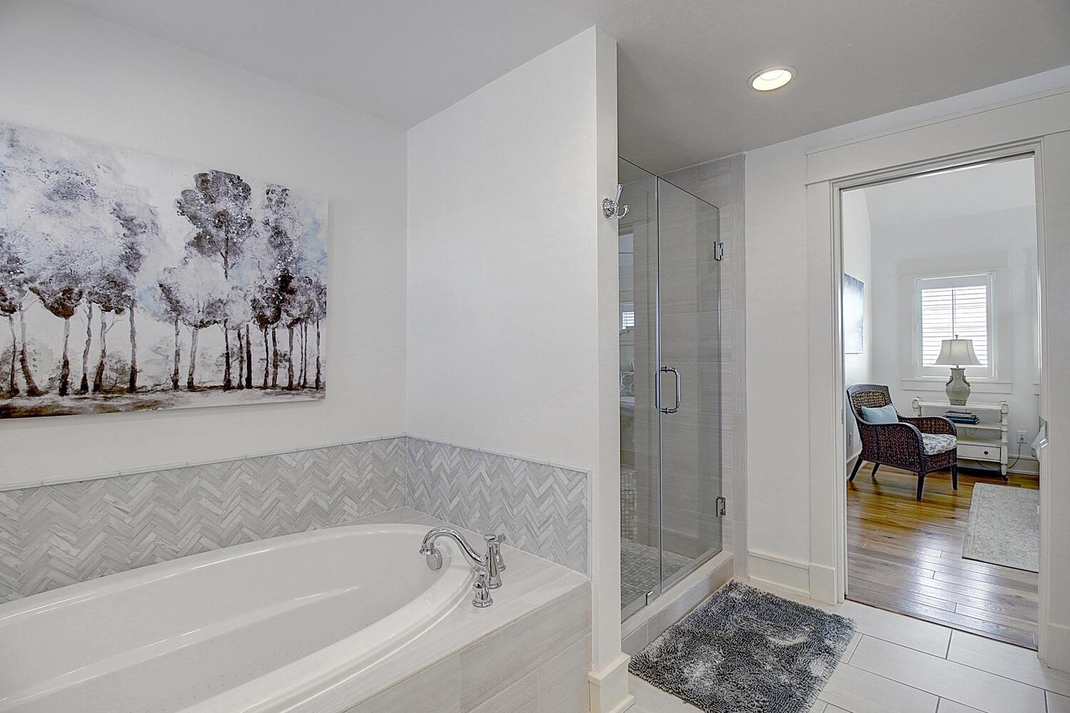 Primary King En Suite Bathroom, 3rd Floor