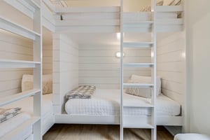 Bunk Room, 2nd Floor