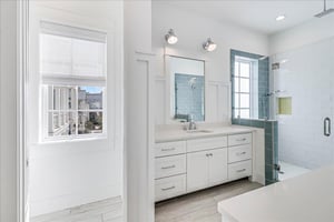 Primary King Ensuite, 2nd Floor