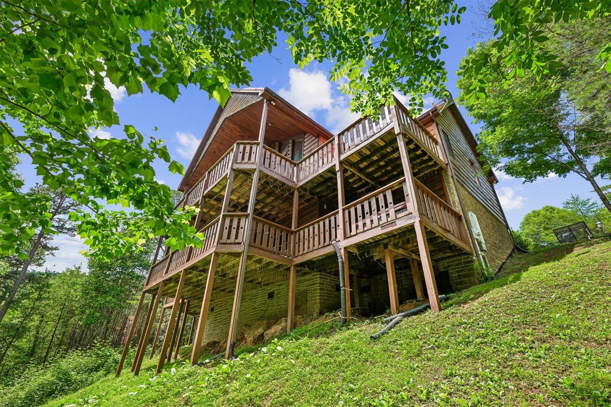 009Side Elevation