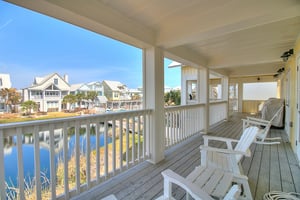 Lakeside Balcony, 2nd Floor