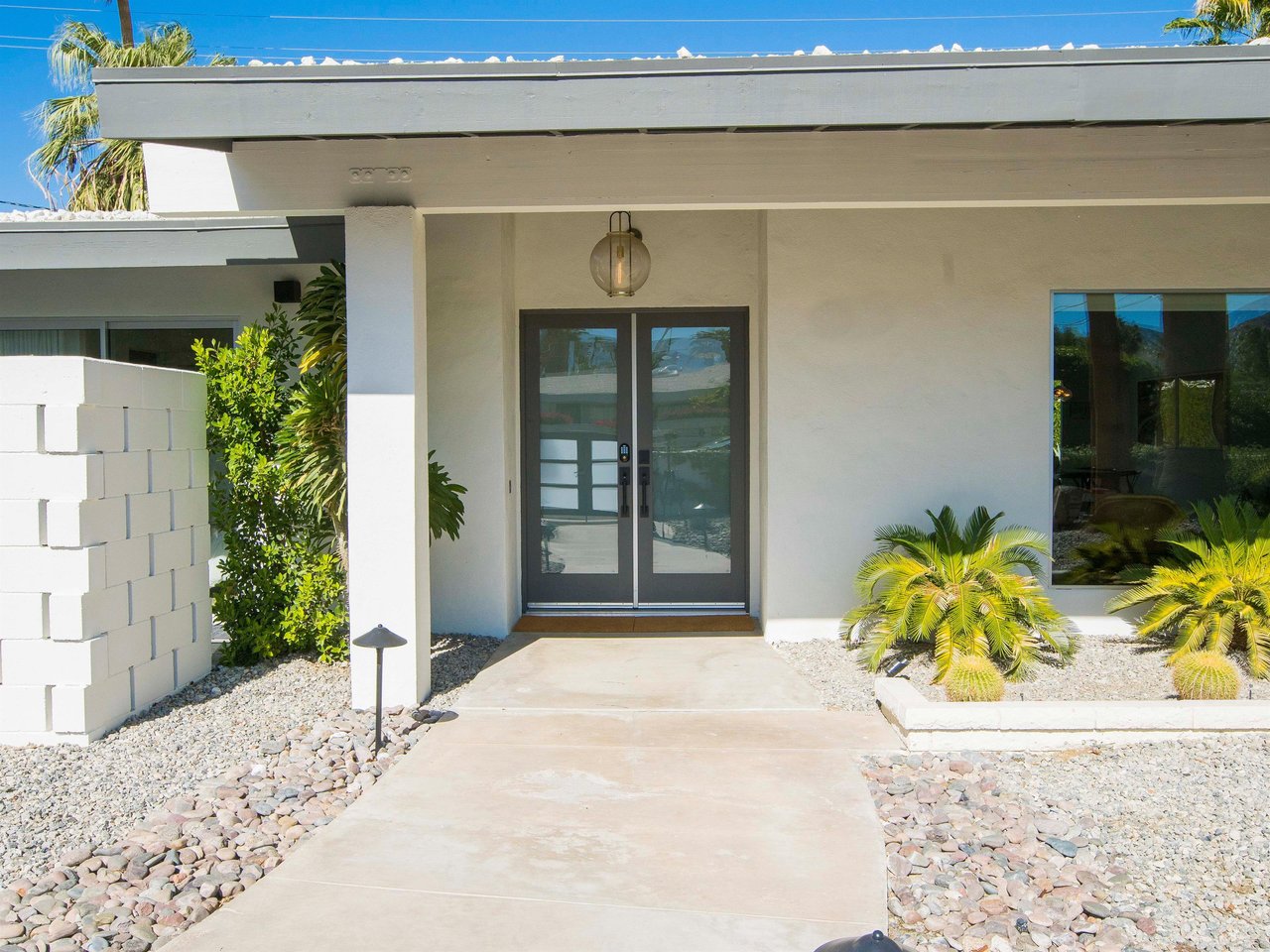 Palm Springs Style
