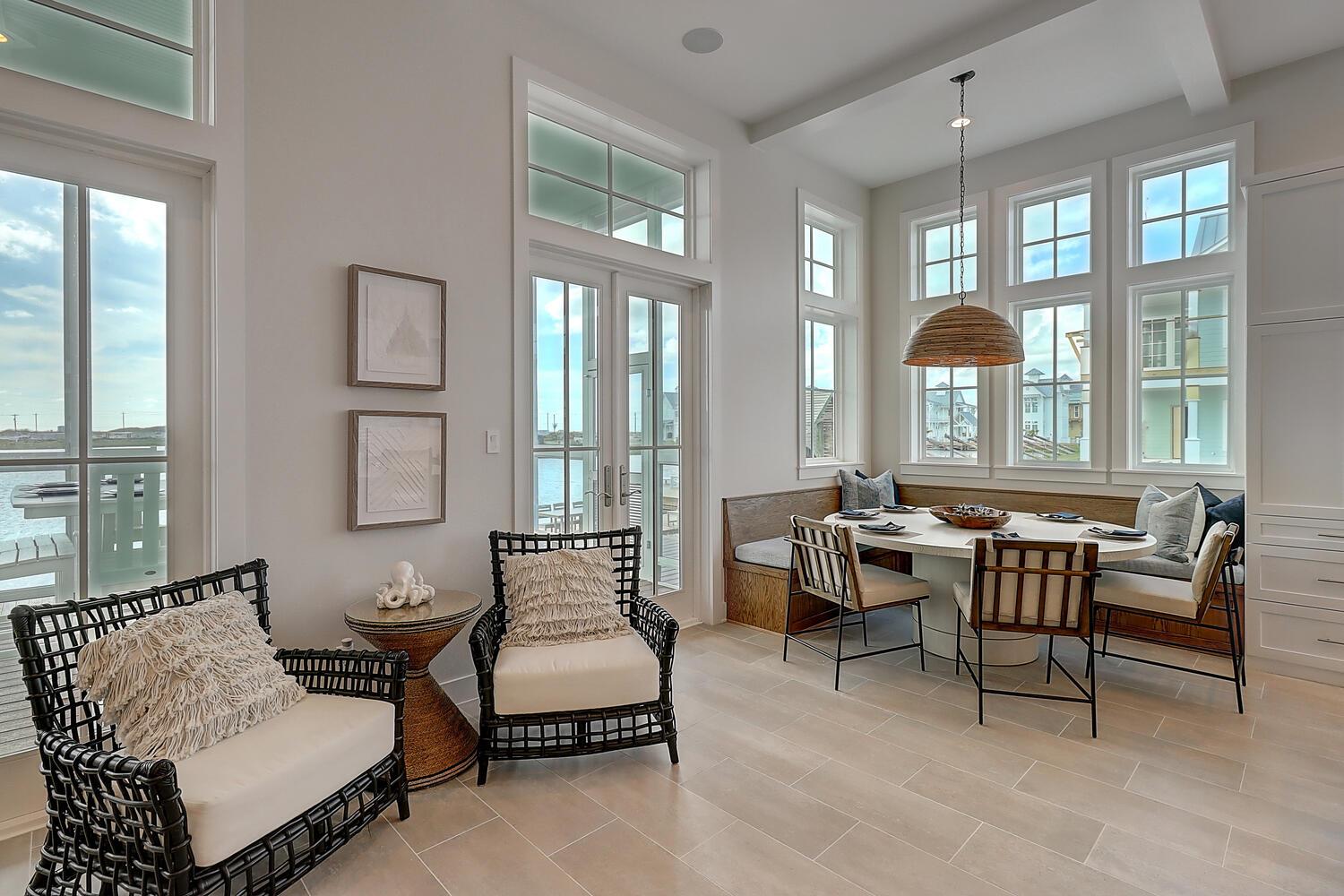 1st Floor Living Area