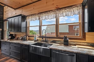 bearlyhighviews18
