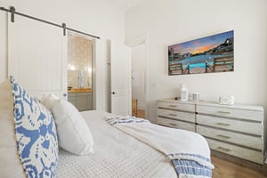 Third King Bedroom, 1st Floor