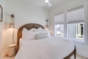 King Bedroom, 2nd Floor