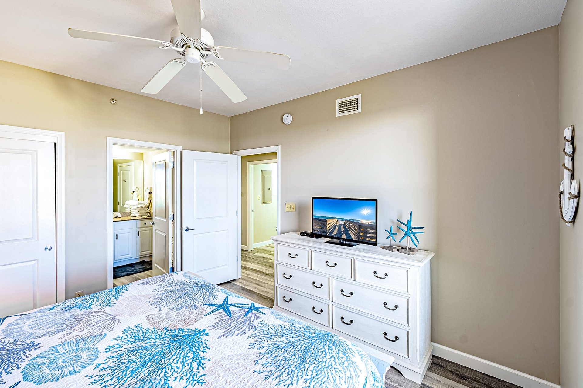 Marisol Condo 603 11