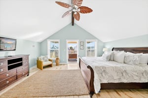3rd Floor, Primary King Bedroom