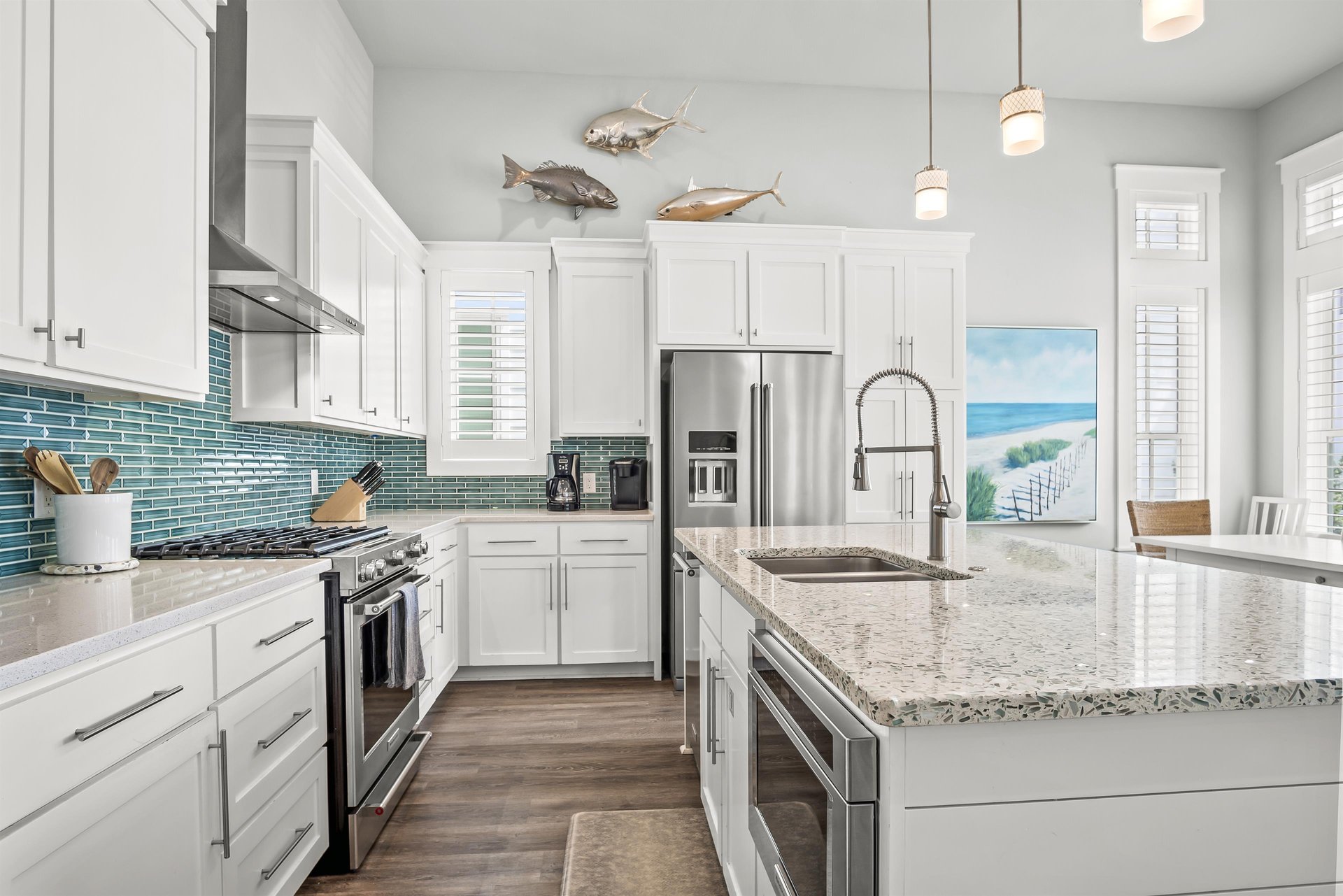 1st Floor, Kitchen