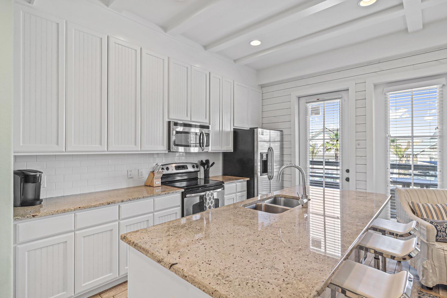 Fully Furnished Kitchen