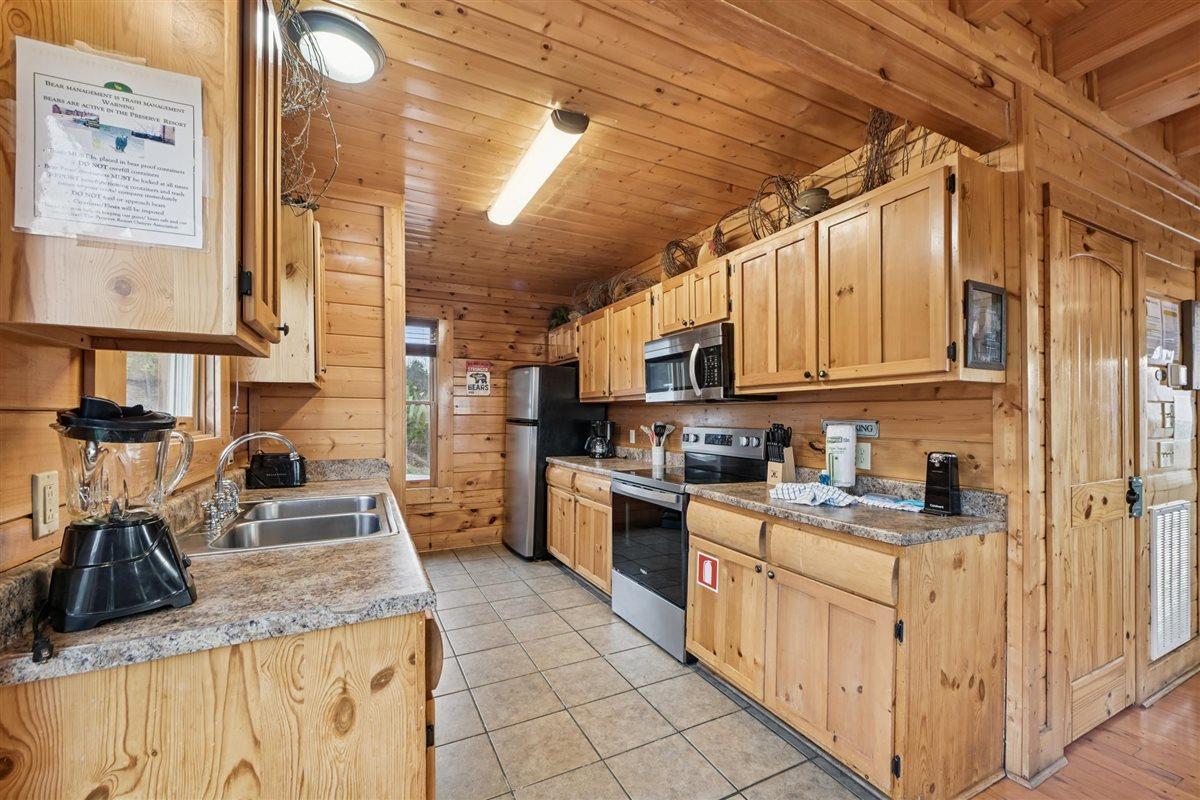 22Kitchen