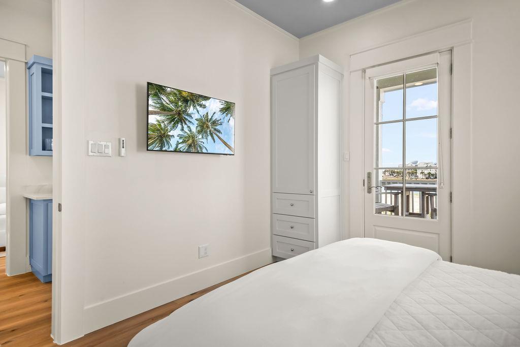 Second King Bedroom, 2nd Floor