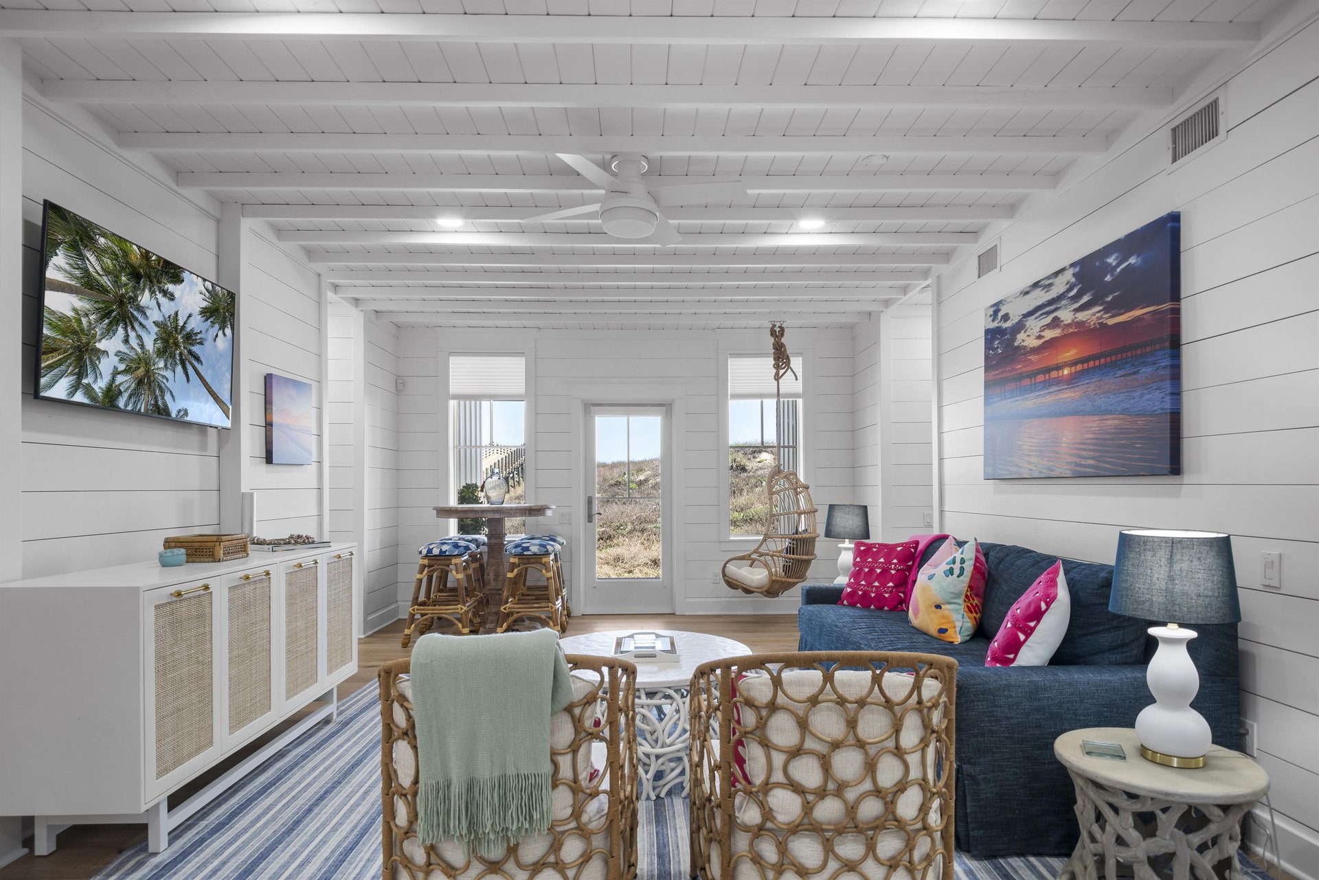 Second Living Area, 1st Floor