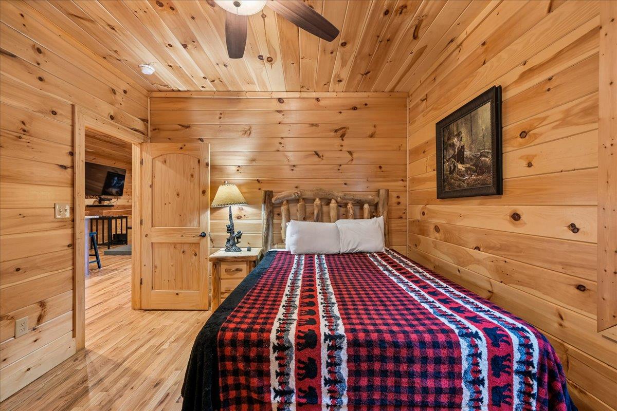 52Bedroom