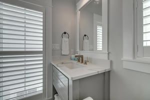 2nd Floor TwinQueen Bunk Room