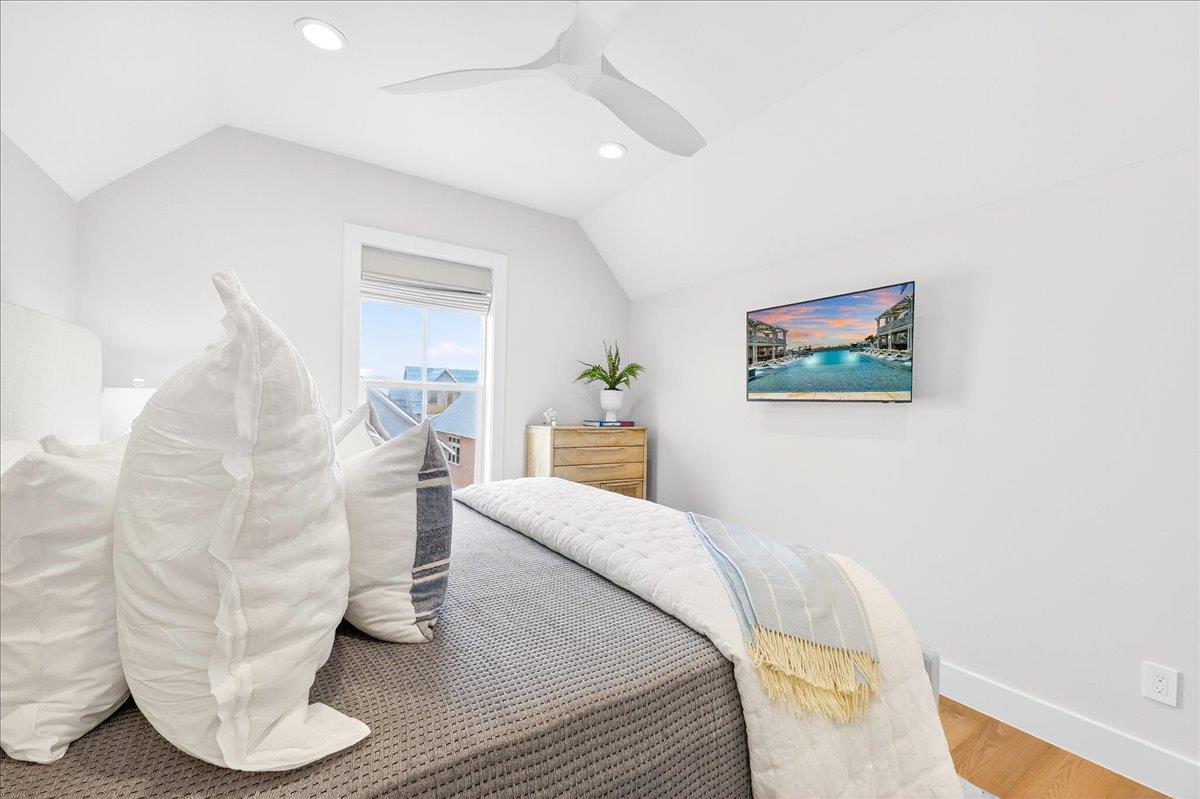 3rd Floor, King Bedroom
