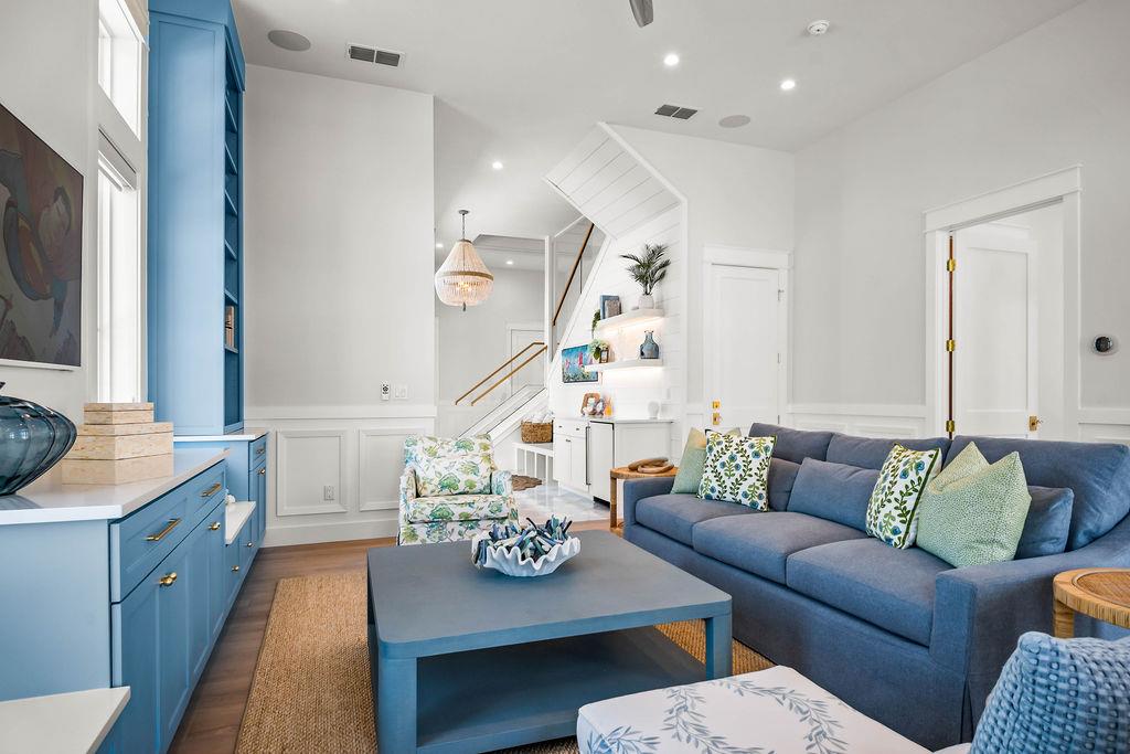 1st Floor, First Living Area