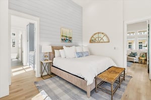 Primary King Bedroom, 2nd Floor