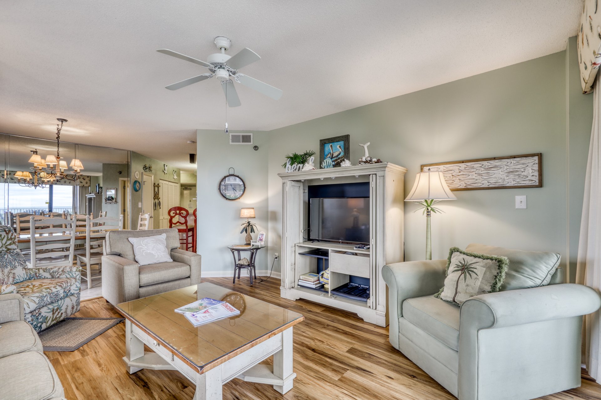 Pelican Pointe 106 9