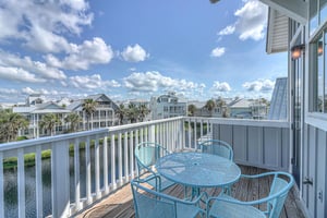3rd Floor Lakeside Balcony