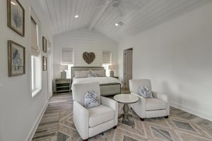 2nd Floor King Primary Suite