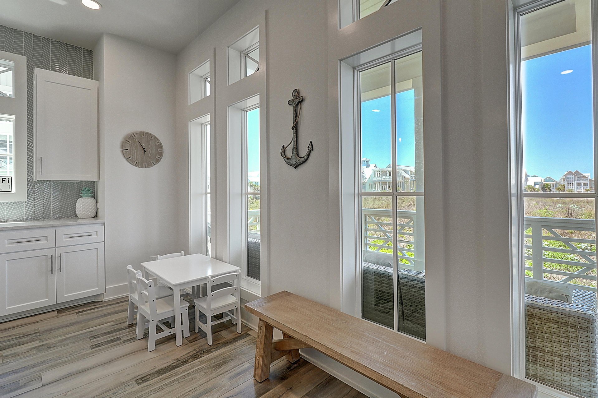 Kid39s Table in Kitchen, 2nd Floor