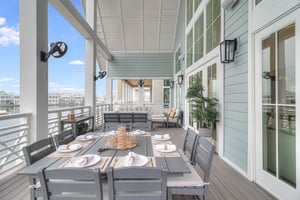 Al Fresco Dining on Lakeside Balcony, 2nd Floor