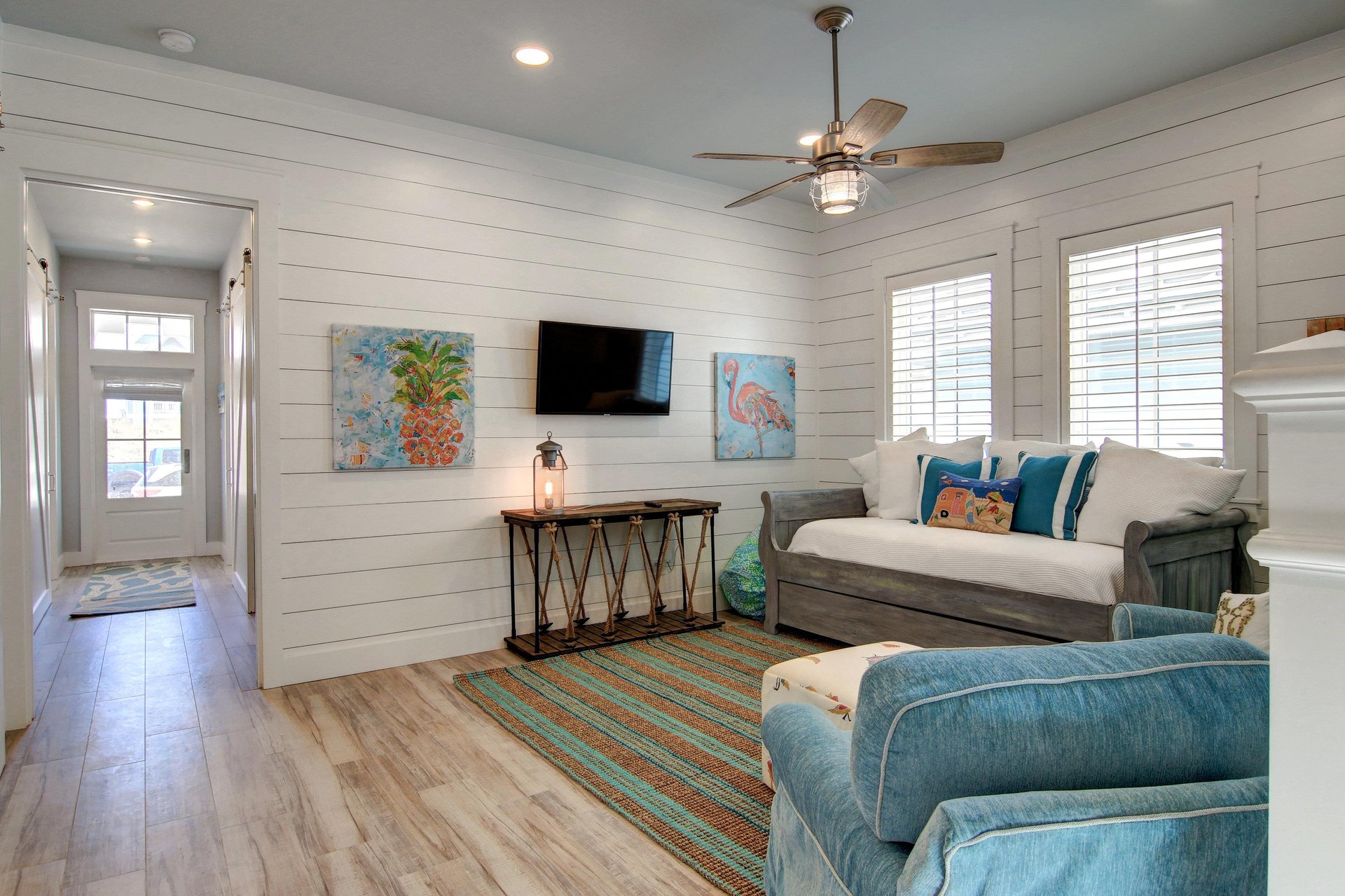 Third Living Room, 1st Floor