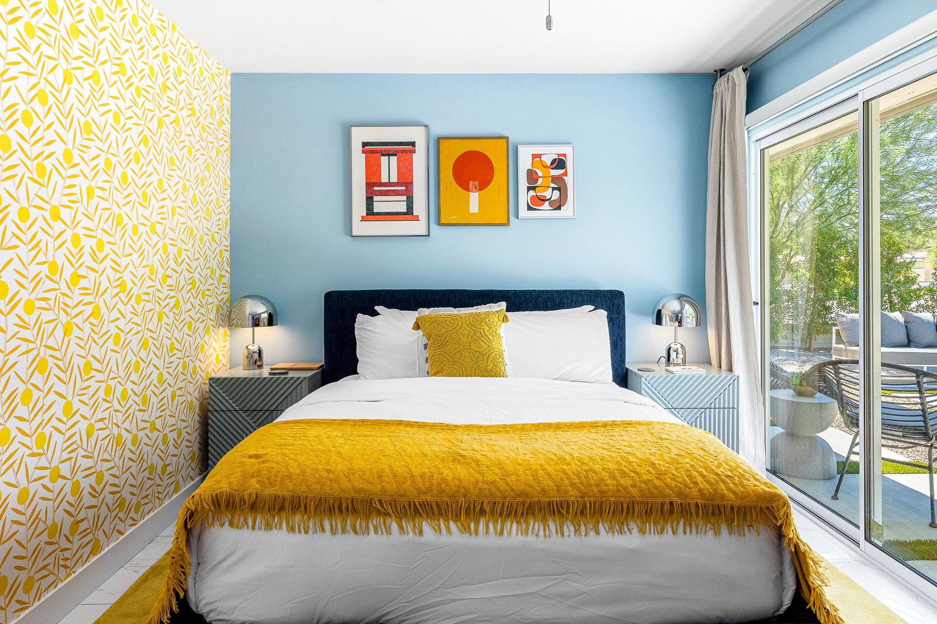 Guest bedroom
