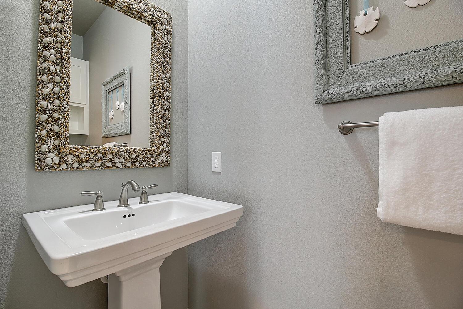 Powder Room, 2nd Floor