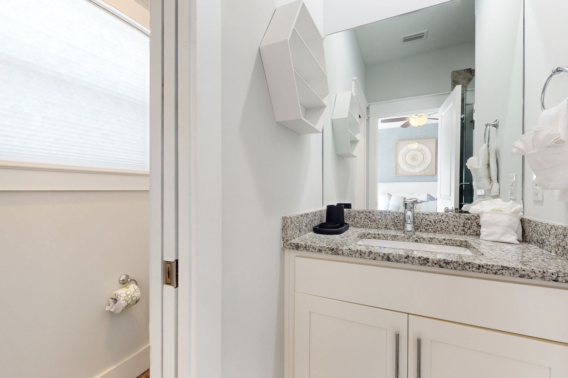 Sunny amp Central 18