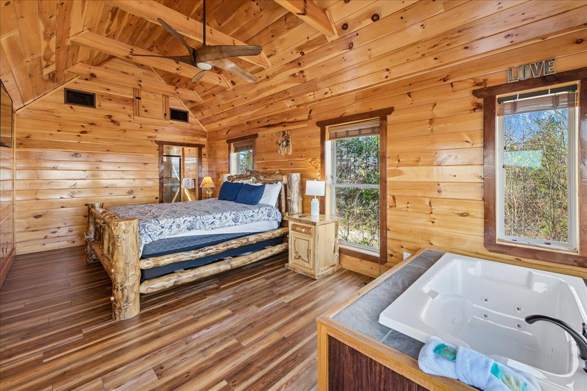 50Bedroom